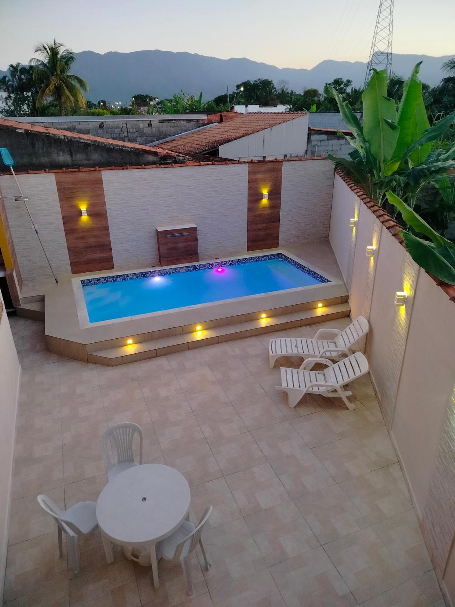 Kitnetes "Recanto Familia Gomes" Caraguatatuba Exterior photo